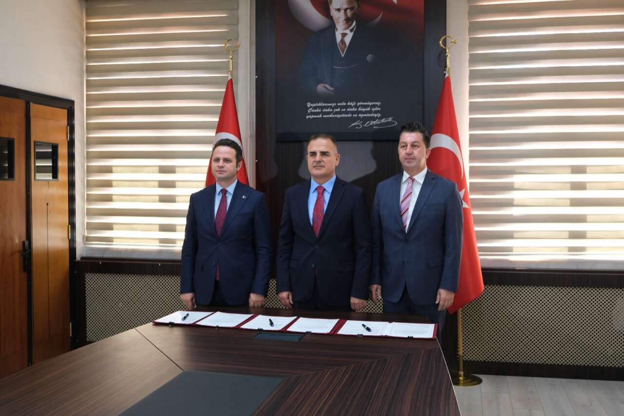 Marmaris’te Mesleki Eğitime Büyük Destek, Bina 15 Yıllığına Ücretsiz Tahsis Edildi 1